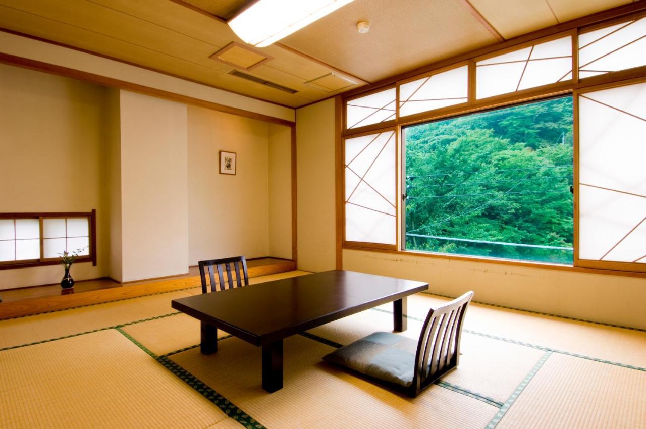 Ikaho Syusuien Hotel Shibukawa Екстериор снимка
